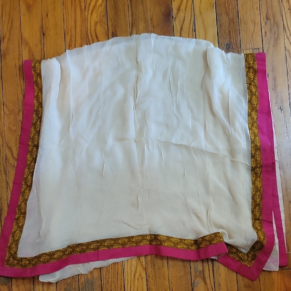 Gorgeous silk sari wrap EUC.